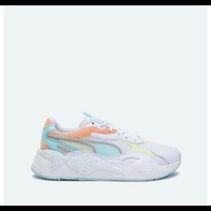 *PRICE DROPPED* Brand New Pumas